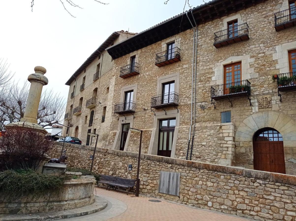 Duplex Dels Estudis Apartment Morella Ngoại thất bức ảnh